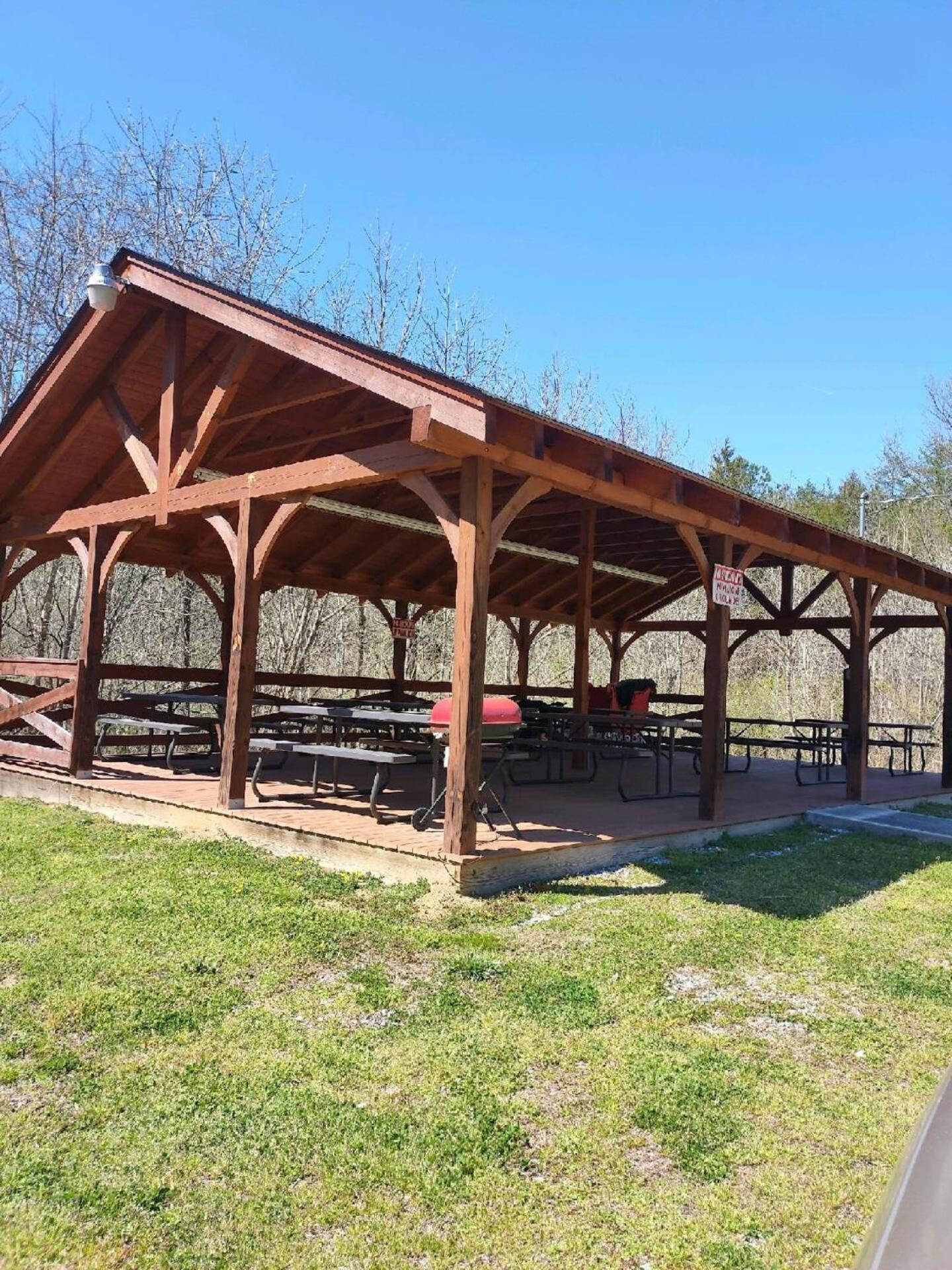 Beautiful 2 Bed Cabin With Hot Tub And Resort Pool Sevierville Zewnętrze zdjęcie